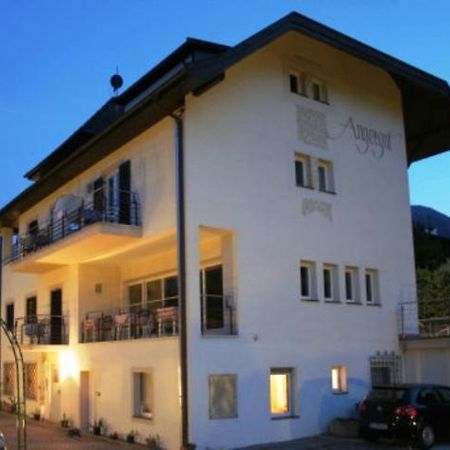 Pension Angergut Cermes Extérieur photo
