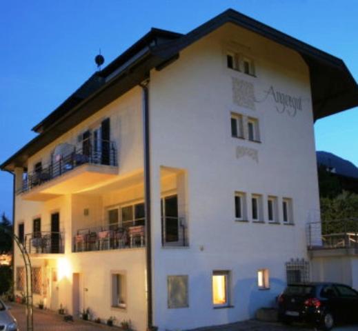 Pension Angergut Cermes Extérieur photo